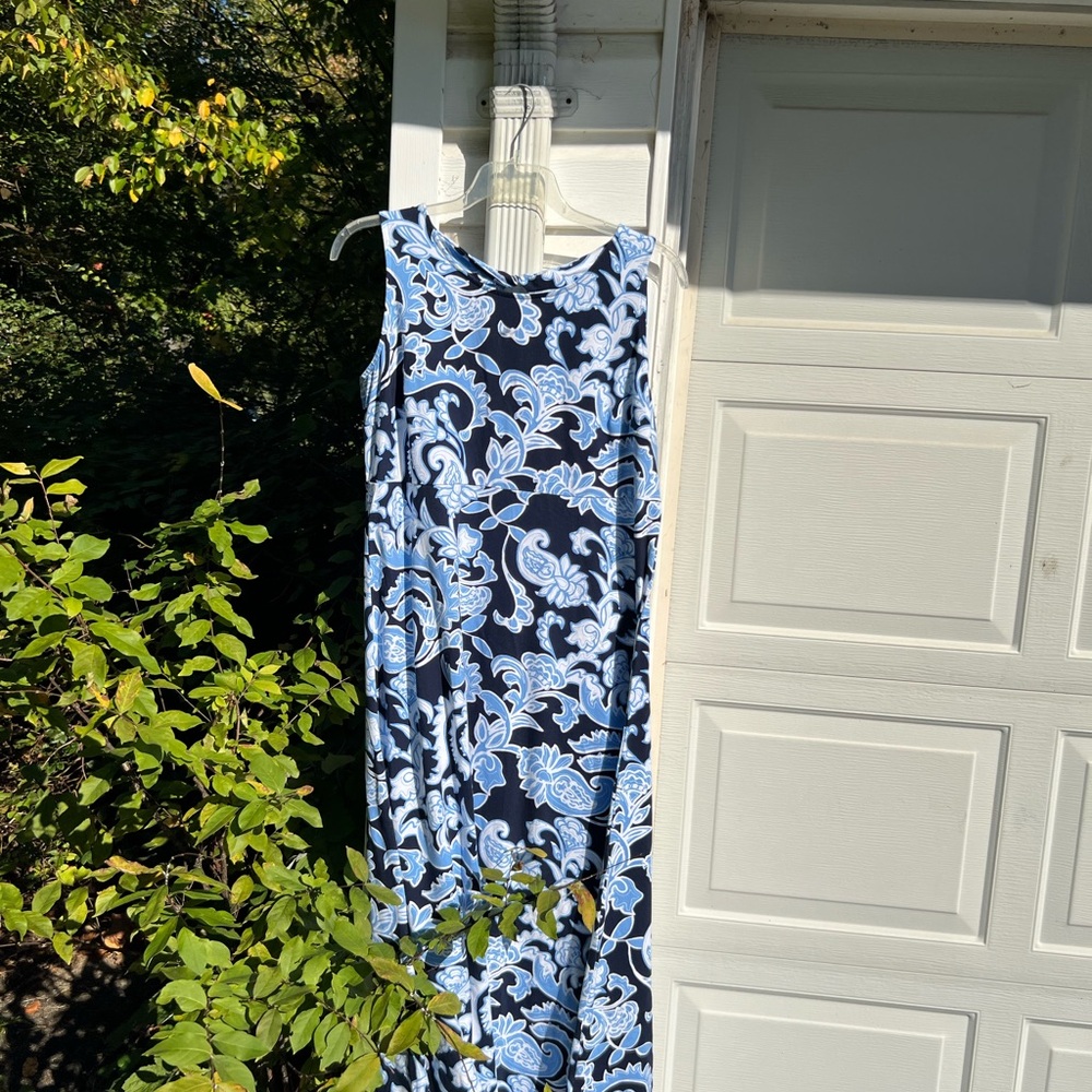 NWT Talbots Gorgeous Navy Blue White Floral Fun Back Maxi Dress